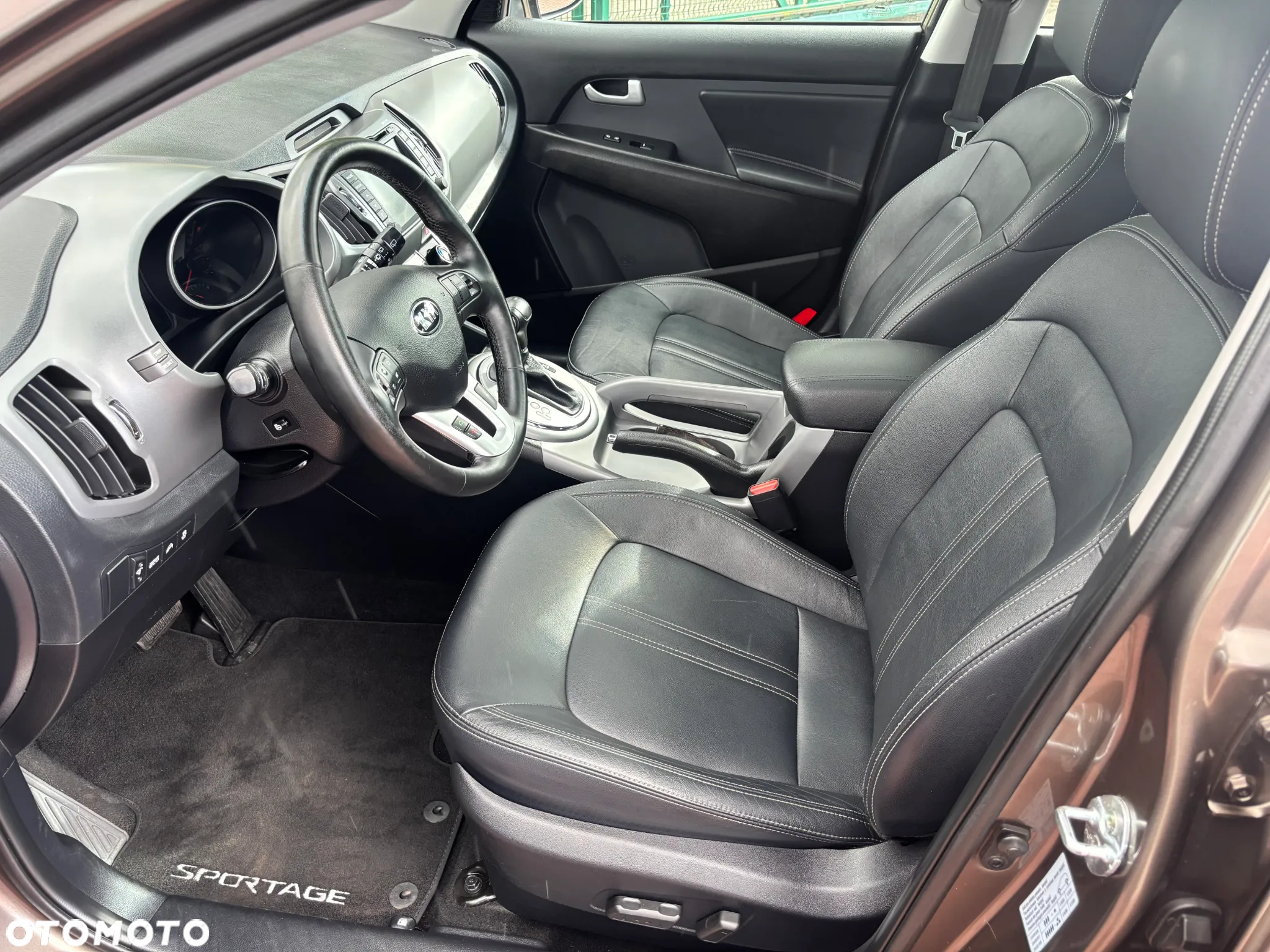 Kia Sportage 2.0 CRDI 4WD Automatik Spirit - 12