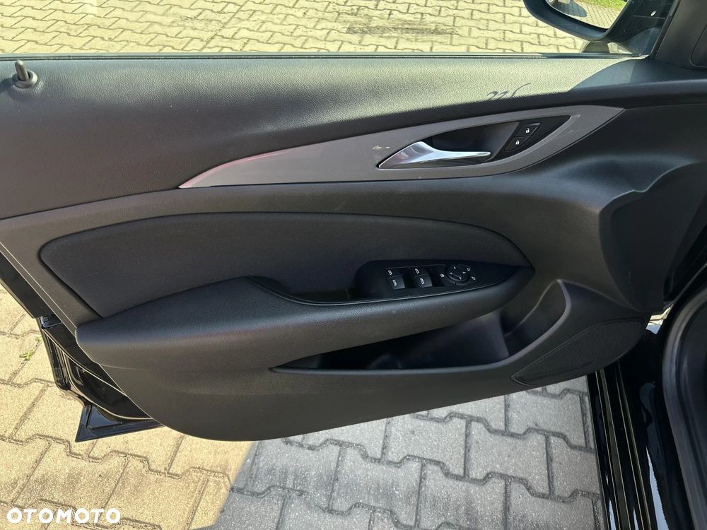 Opel Insignia 1.5 T GPF Enjoy S&S - 10