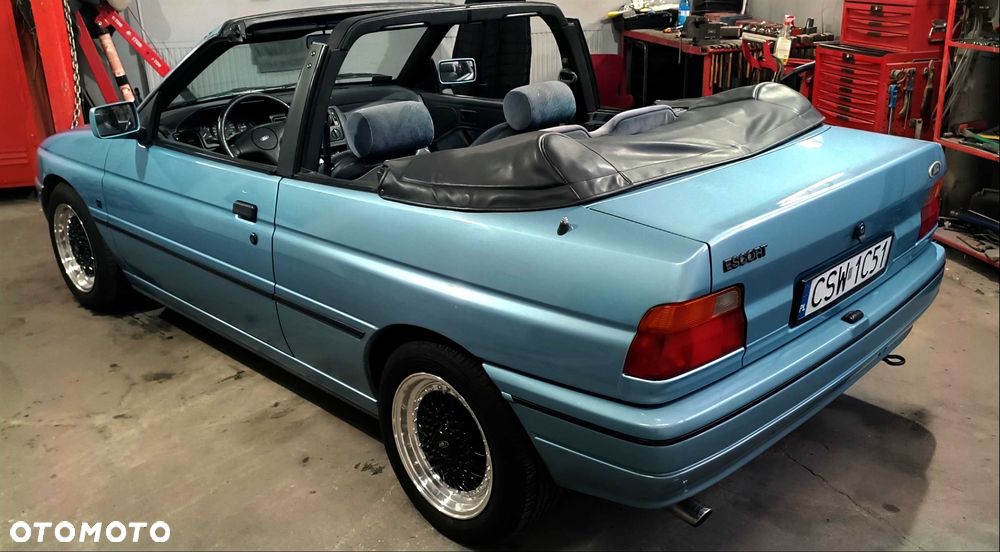 Ford Escort - 4