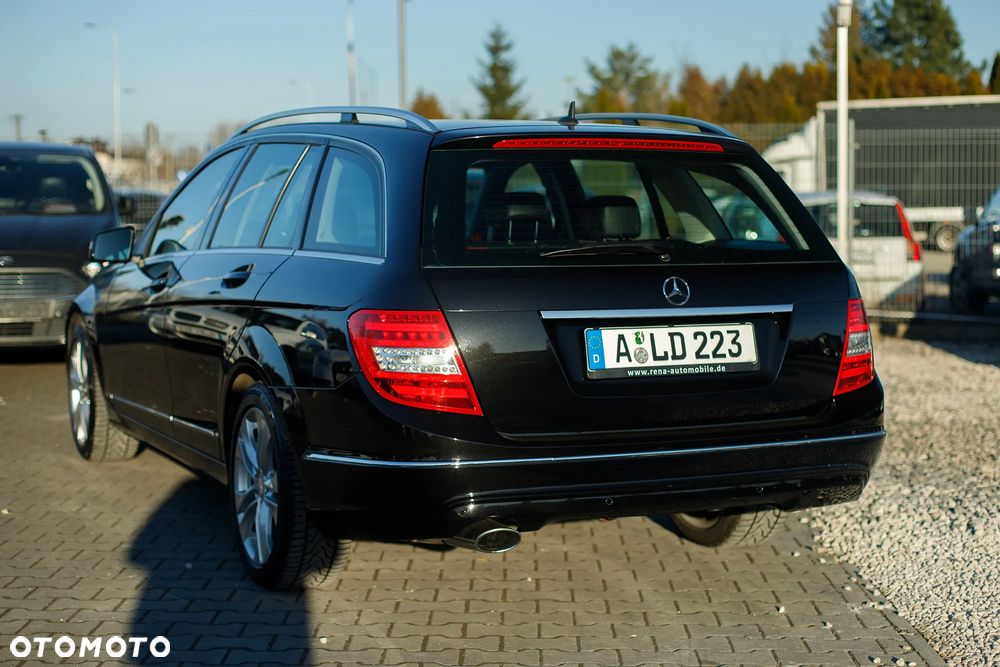 Mercedes-Benz Klasa C 200 (BlueEFFICIENCY) 7G-TRONIC Avantgarde - 10