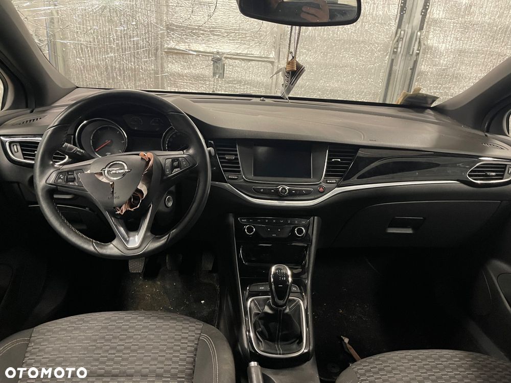 Opel Astra 1.6 D Start/Stop Innovation - 10