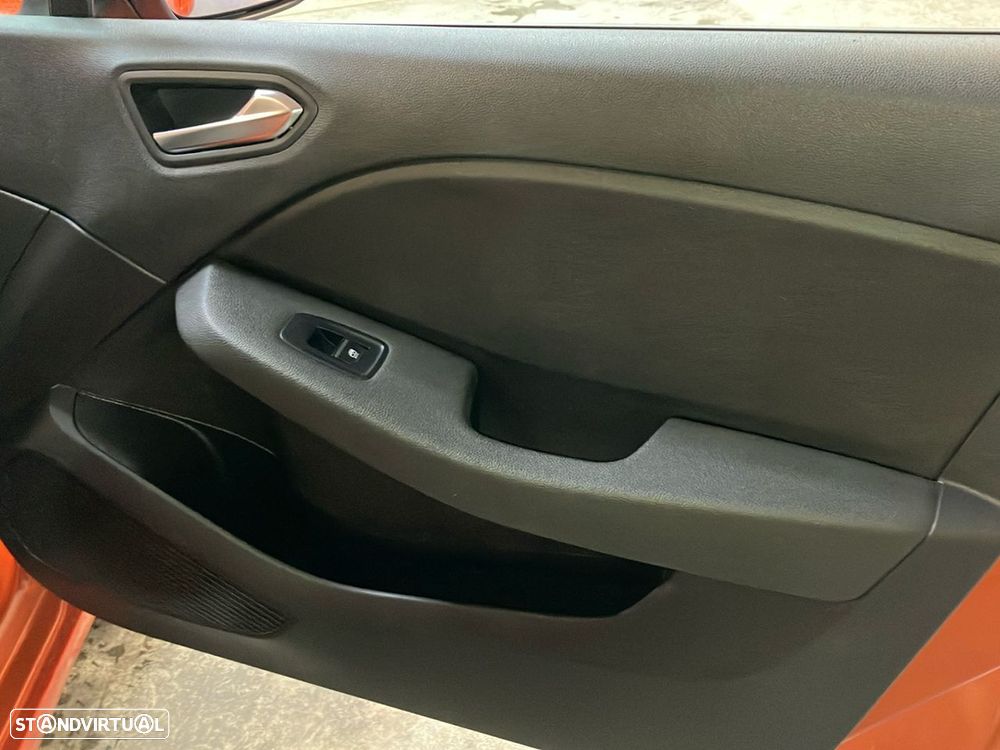 Renault Clio 1.0 TCe Techno - 22