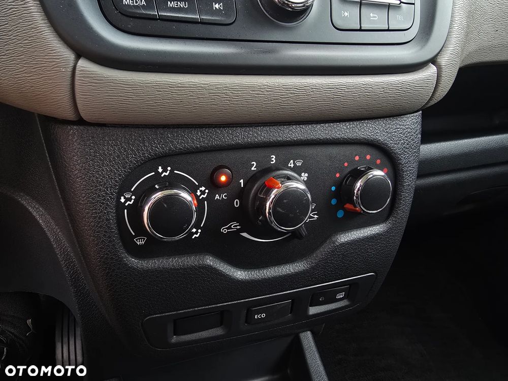 Dacia Dokker 1.6 MPI 85 Ambiance - 17