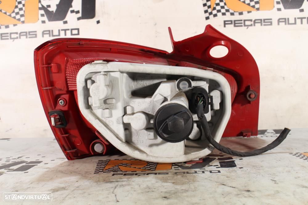 Farolim Direito Seat Ibiza Iv (6J5, 6P1)  6J4945096c / 6J4945112b / Pa - 5