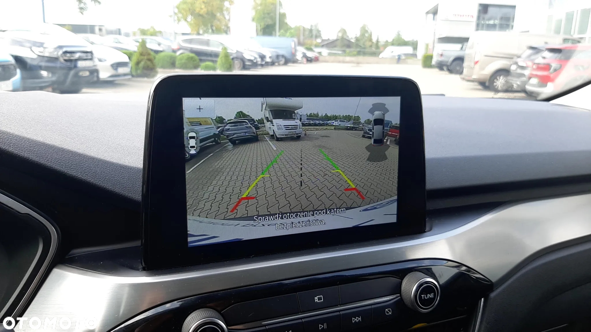 Ford Kuga 2.5 FHEV FWD Titanium - 21