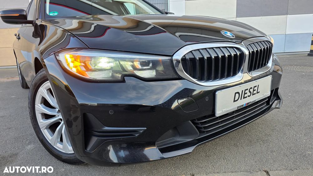 BMW Seria 3 318d AT MHEV - 39