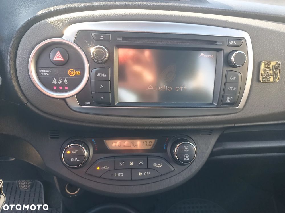 Toyota Yaris 1.4 D-4D Sol - 17