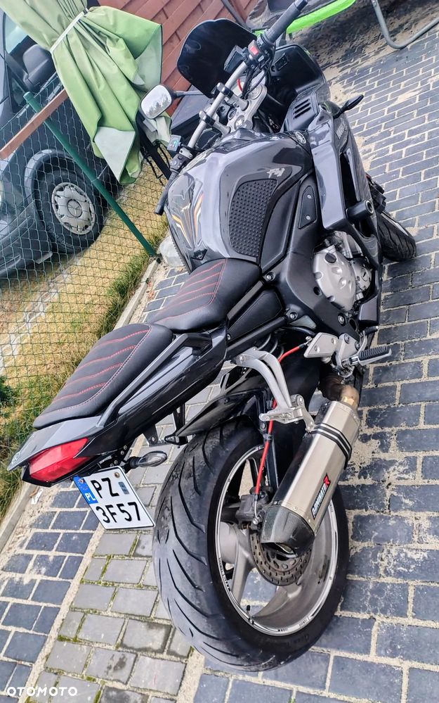 Yamaha FZ - 13
