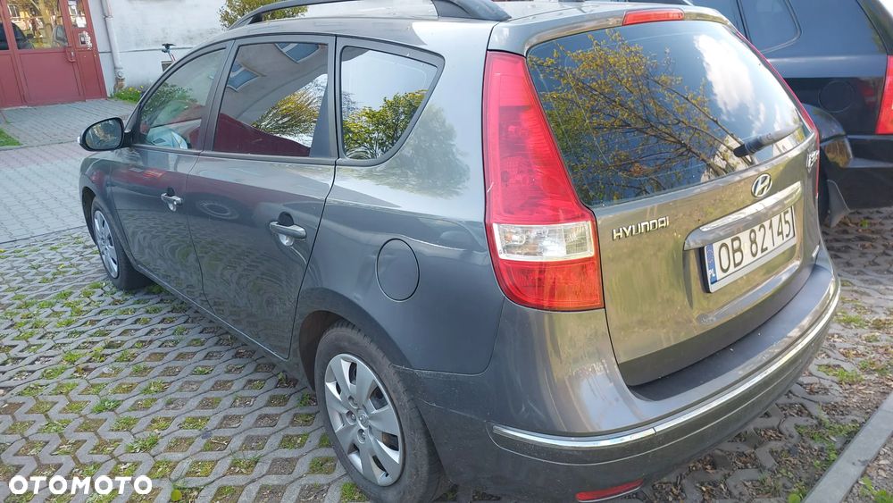 Hyundai i30 1.6 CRDi Comfort - 24