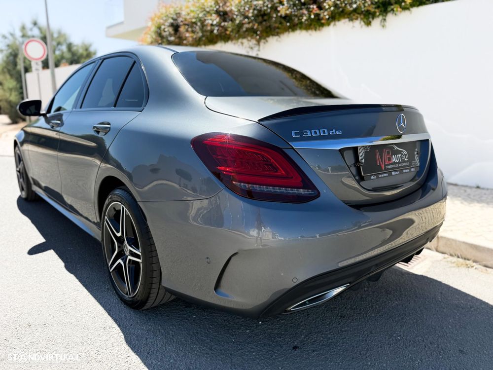 Mercedes-Benz C 300 de AMG Line - 11