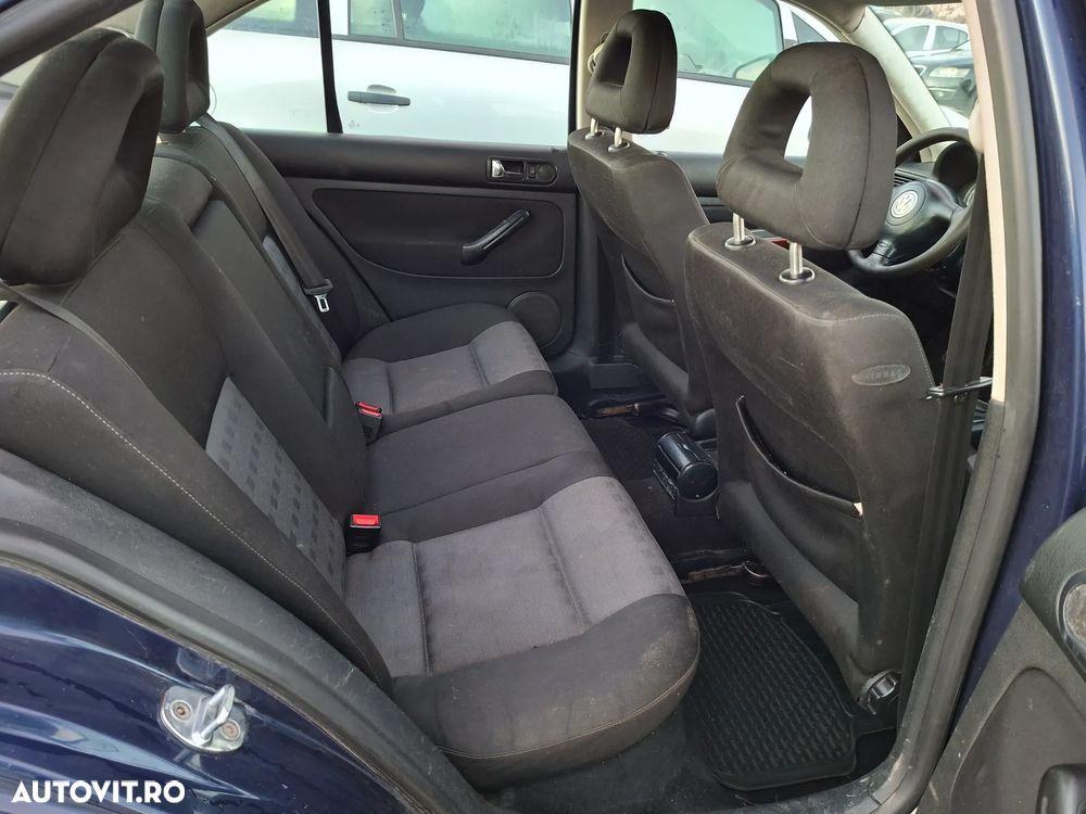 Volkswagen Bora - 12