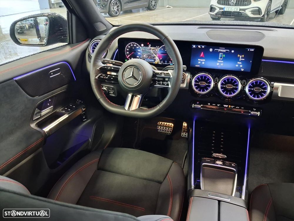 Mercedes-Benz GLB 180 d AMG Line - 19