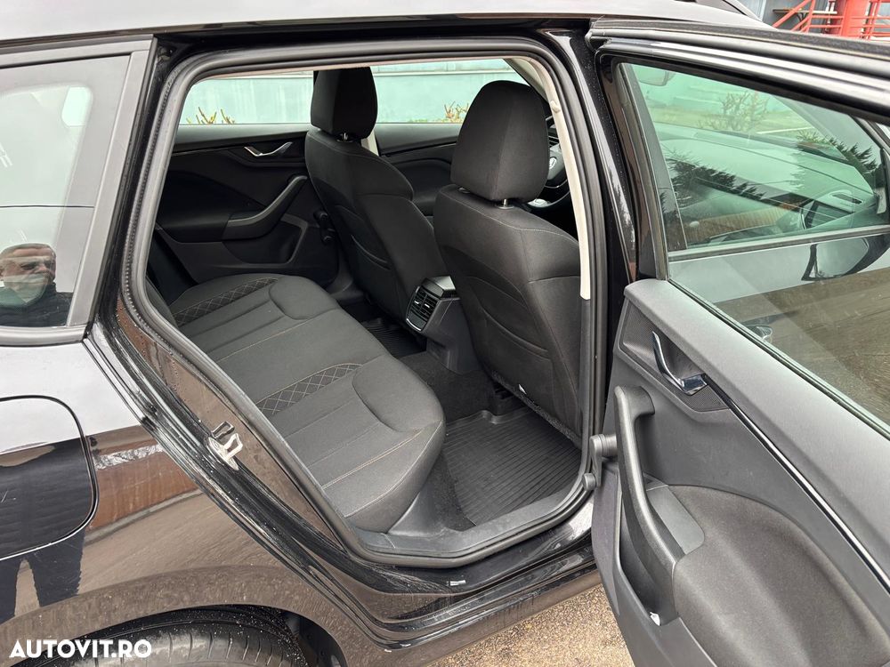 Skoda Kamiq 1.0 TSI Ambition - 11