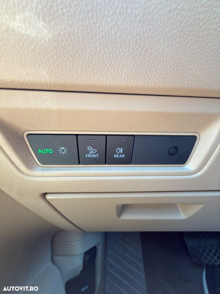 Volkswagen Touareg V6 TDI Elegance - 15
