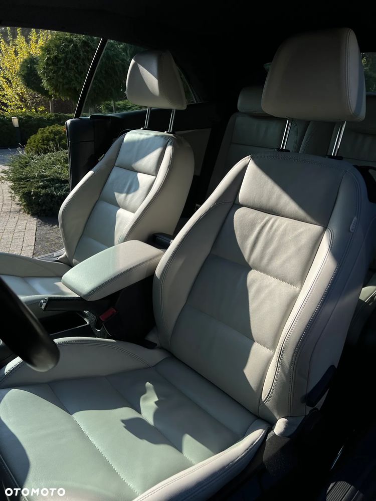 Volkswagen Golf - 9