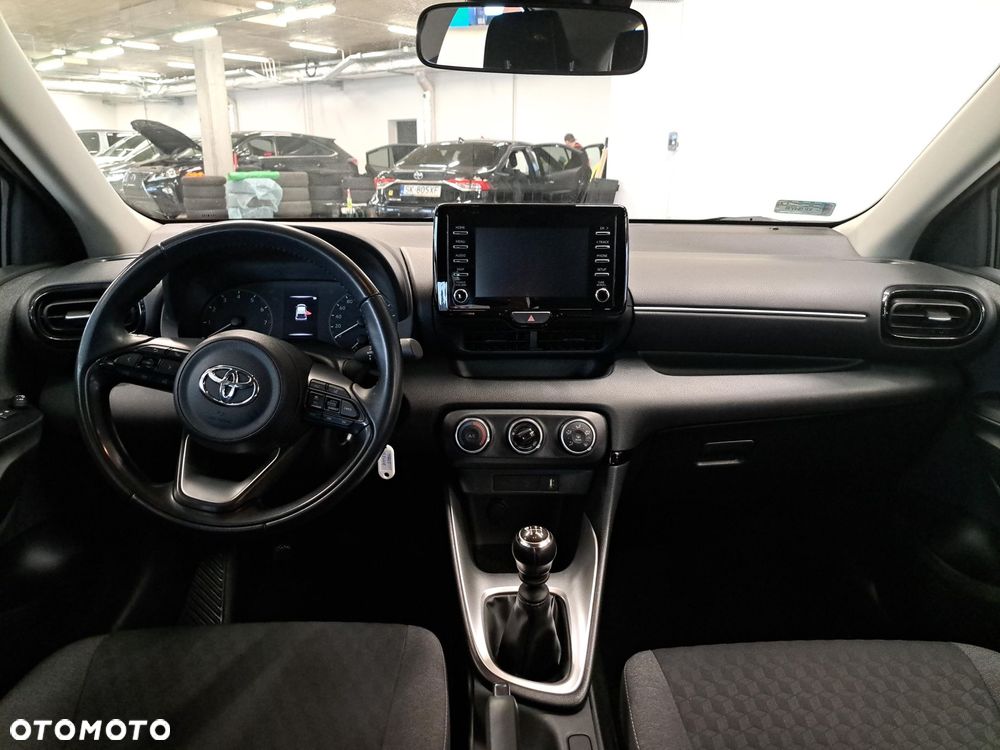 Toyota Yaris - 11