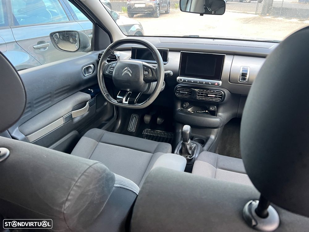 Citroën C4 Cactus 1.2 PureTech Shine - 27