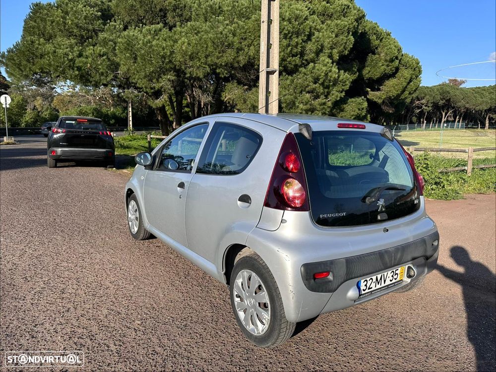 Peugeot 107 1.0 Active - 21