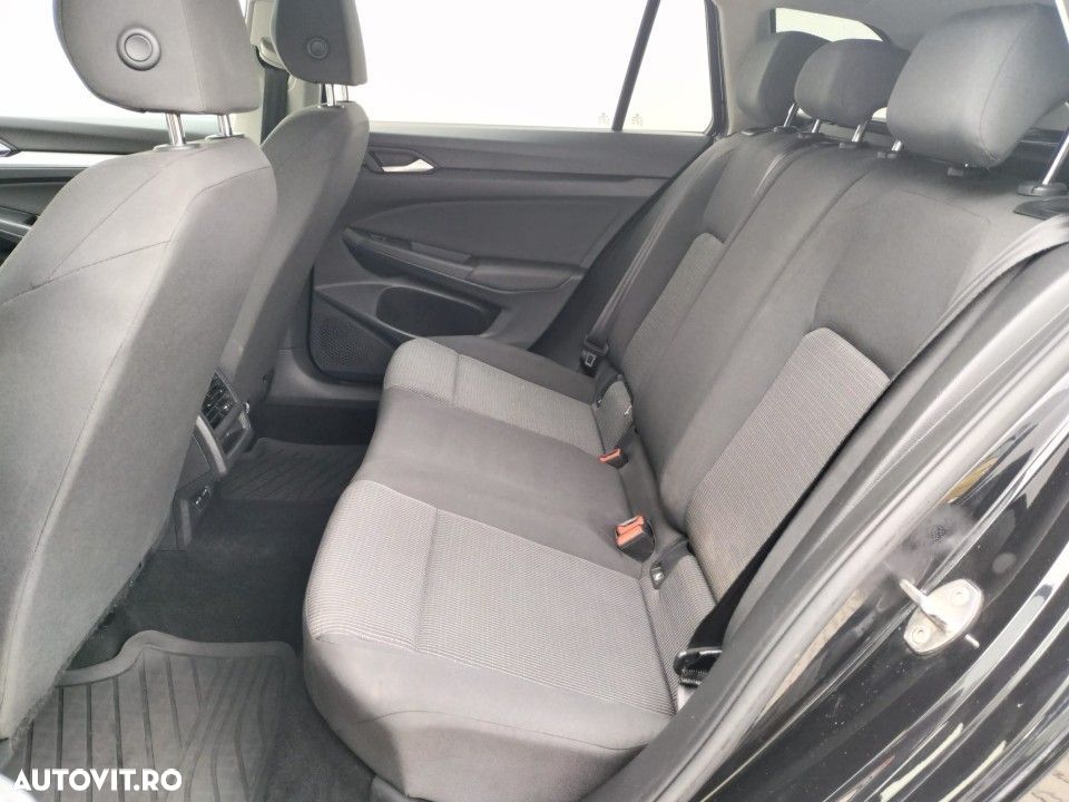 Volkswagen Golf - 14