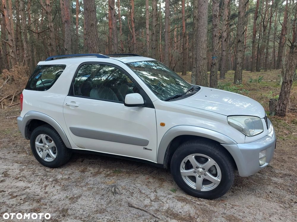 Toyota RAV4 4x4 Edition - 5