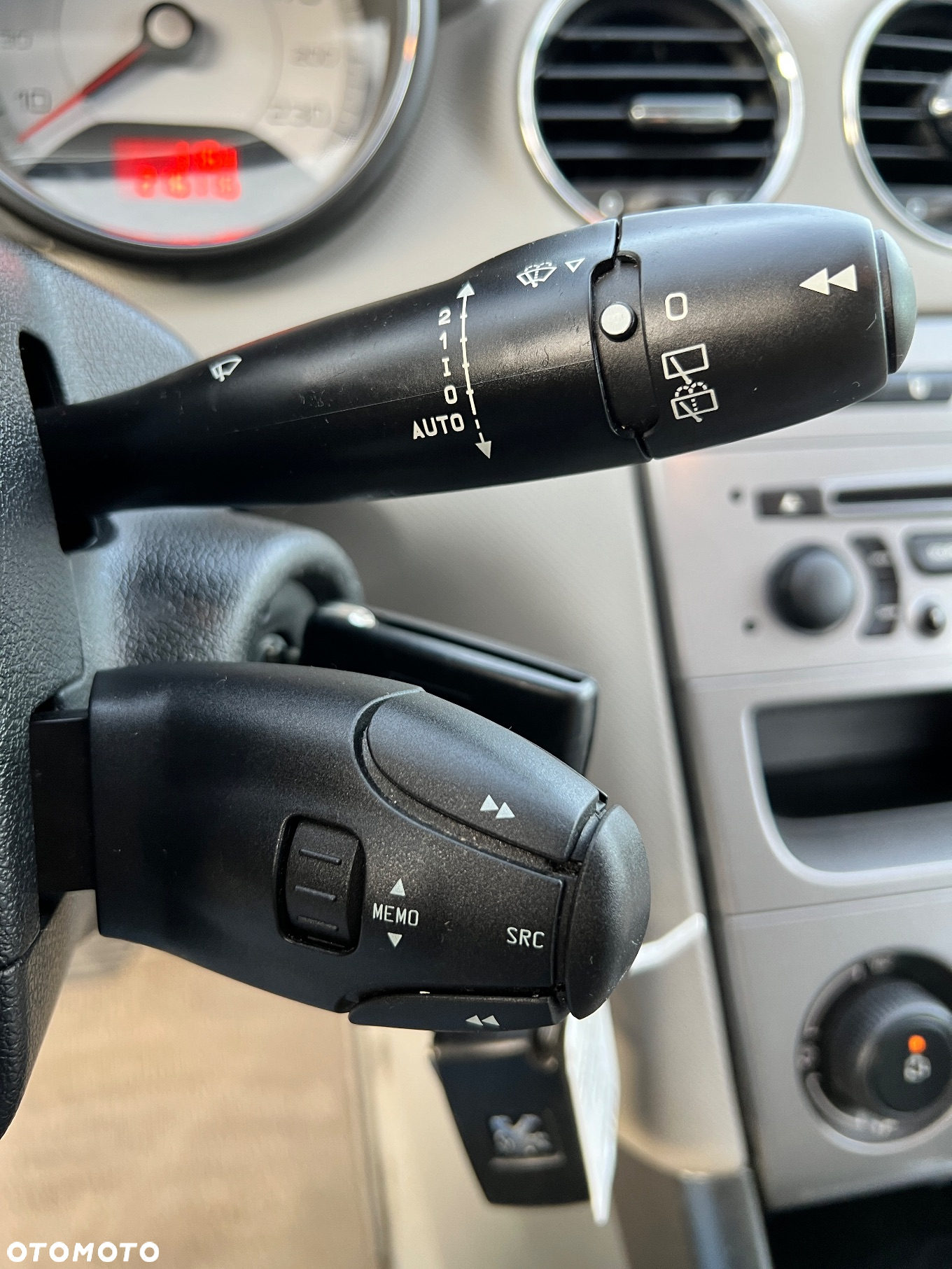 Peugeot 308 HDi FAP 135 Automatik Sport Plus - 32