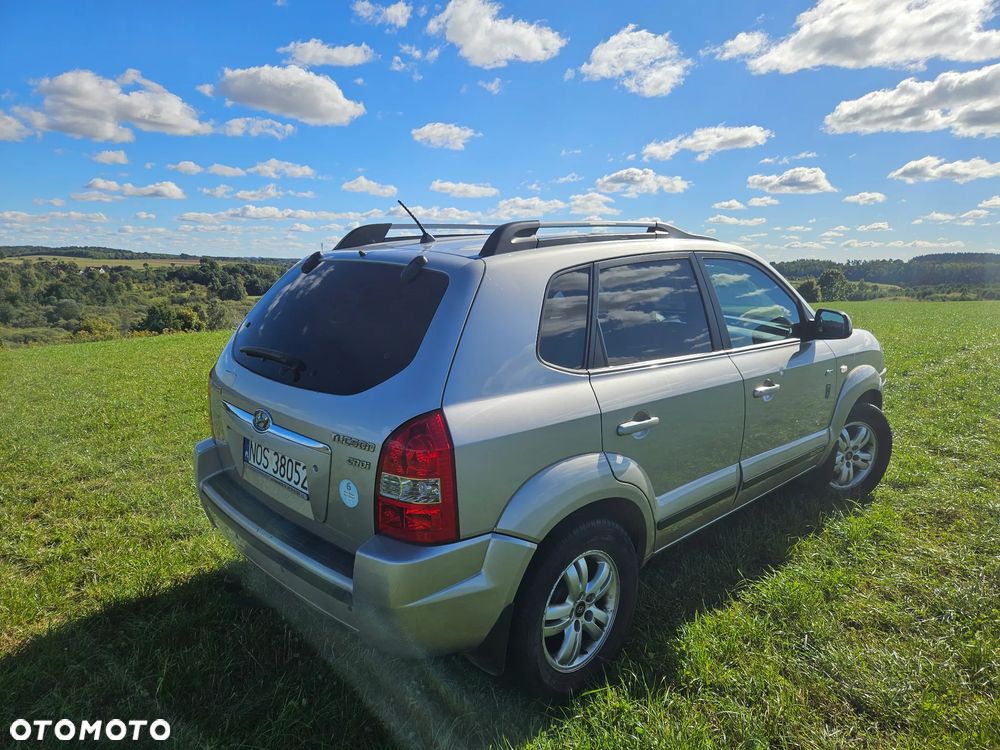 Hyundai Tucson 2.0 CRDi Premium - 32