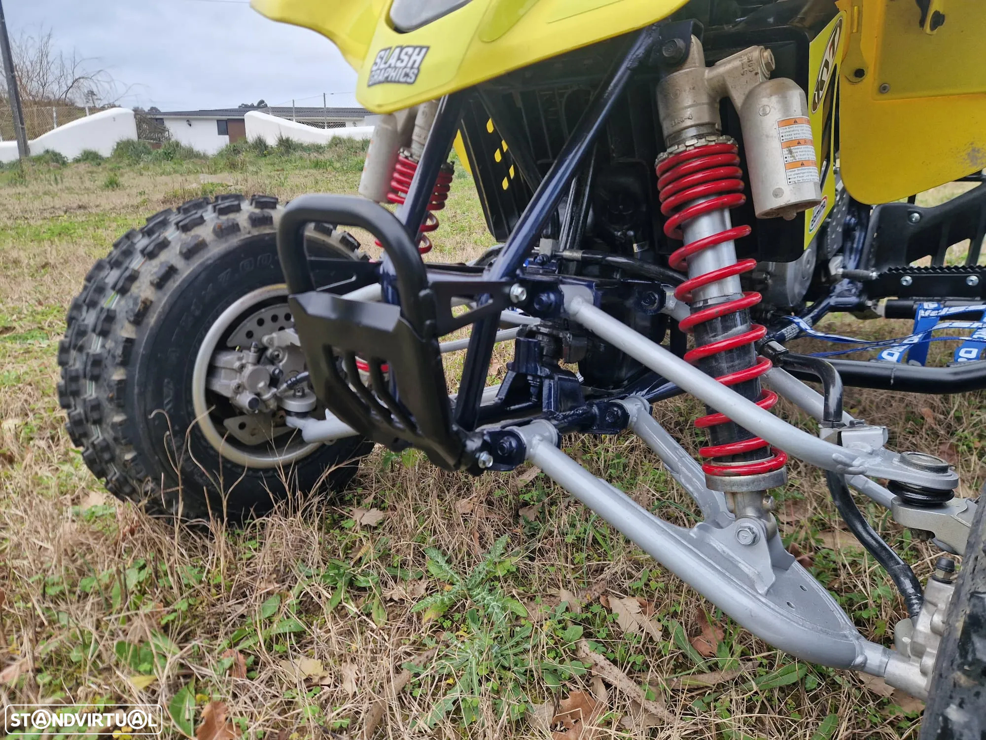 Suzuki LT-Z 400  Possível Financiamento - 8