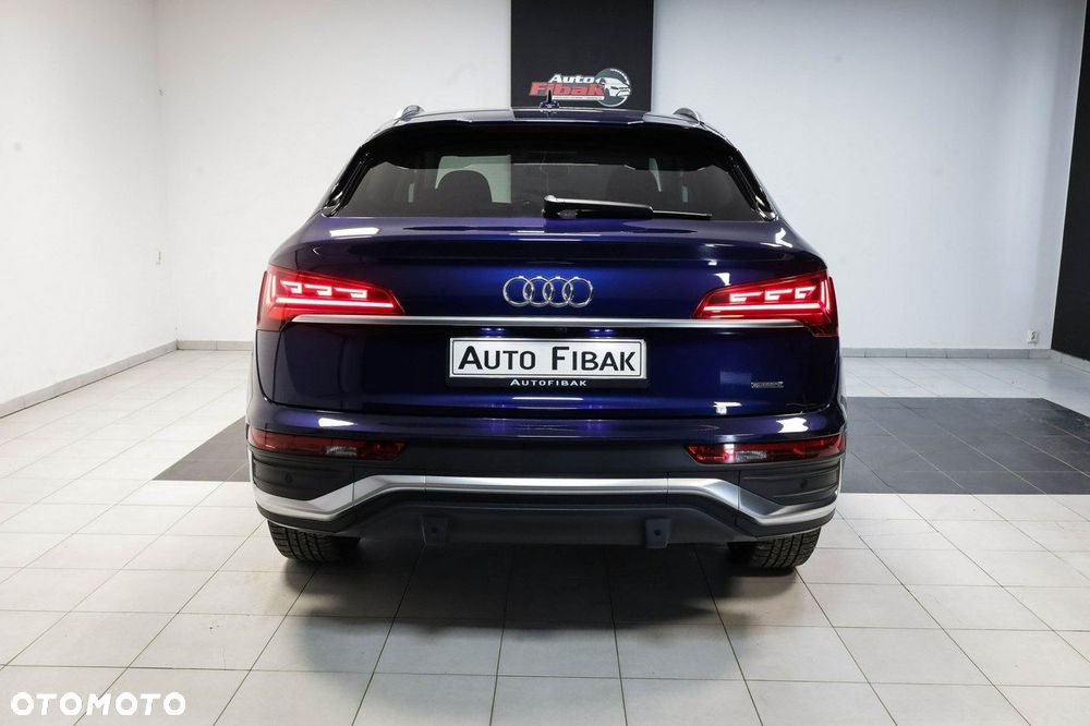 Audi Q5 Sportback - 11