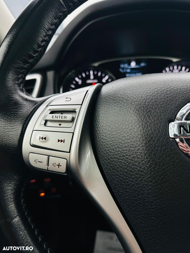 Nissan X-Trail 1.6 dCi ALL-MODE 4x4i Tekna - 33