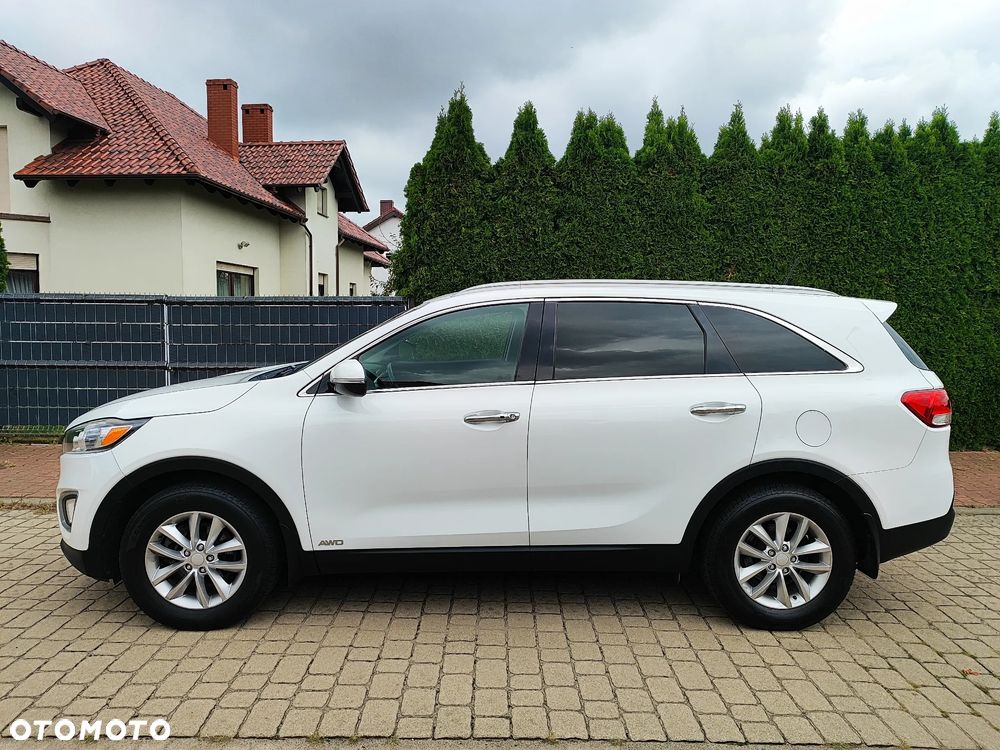 Kia Sorento - 4