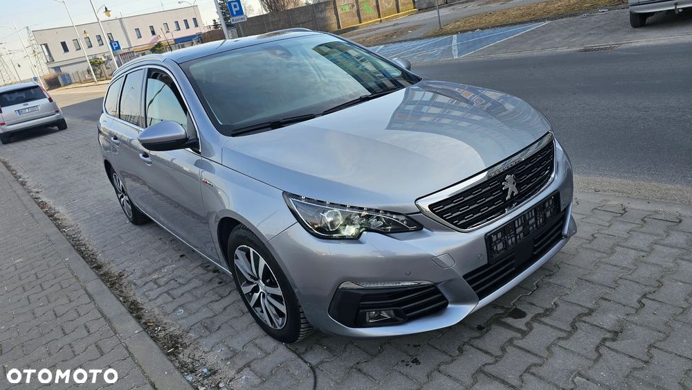 Peugeot 308 1.5 BlueHDi Allure Pack S&S EAT8 - 22