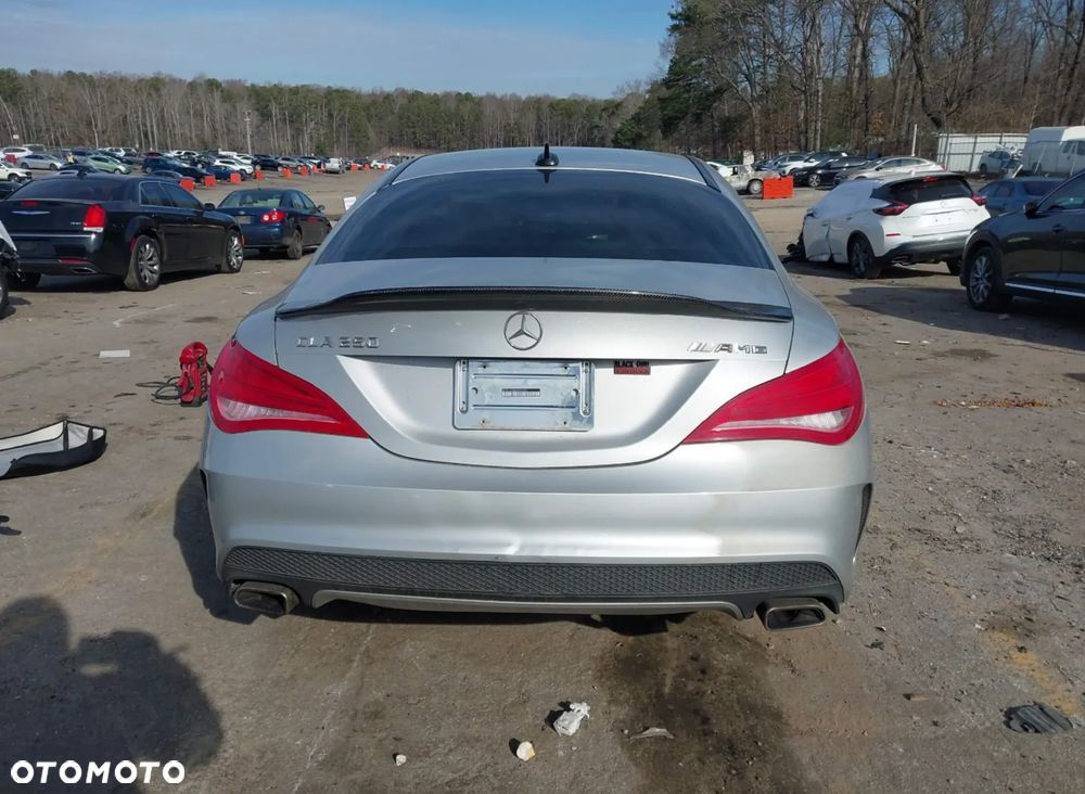 Mercedes-Benz CLA 250 4-Matic - 4