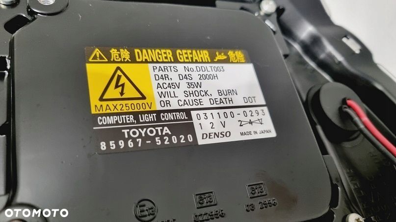Reflektor prawy xenon Toyota Auris I Kompletna Nowa UK - 6