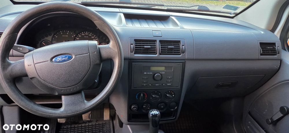 Ford Transit Connect - 9