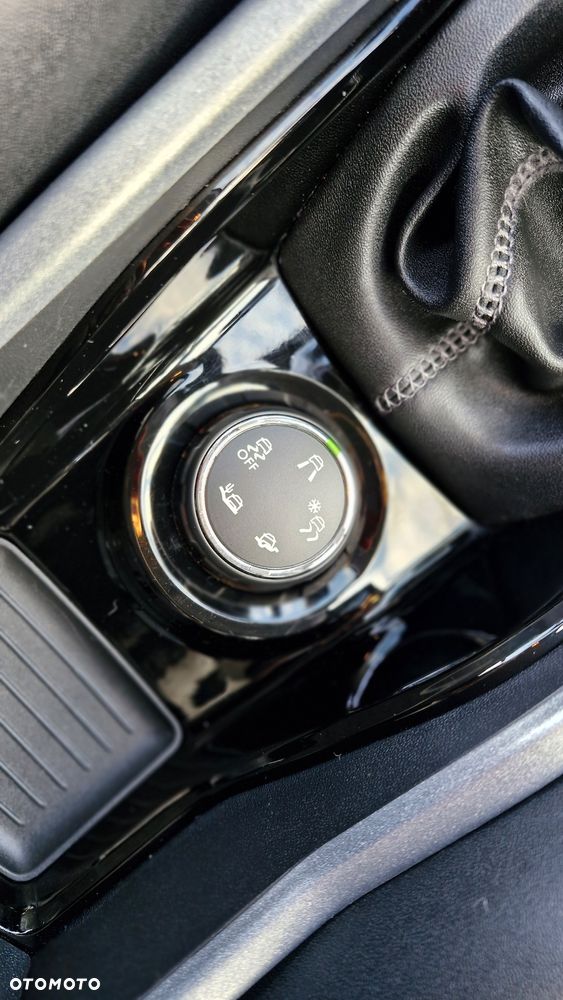 Peugeot 2008 PureTech 110 Stop&Start Style - 28