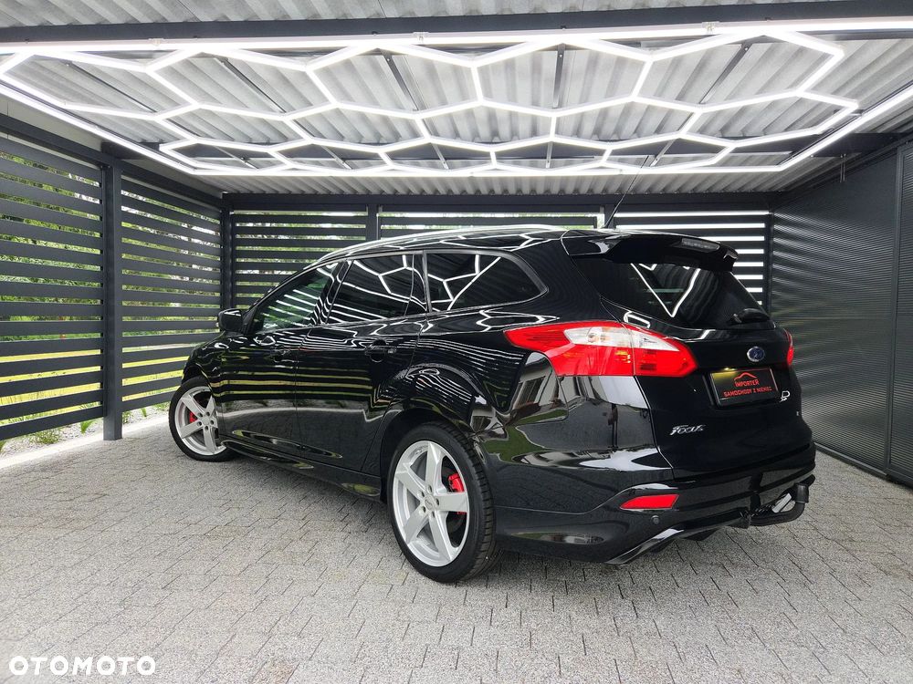 Ford Focus - 29