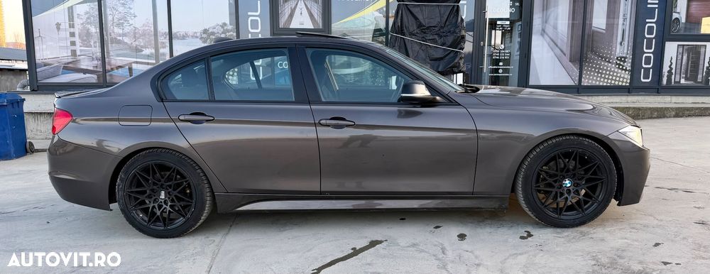 BMW Seria 3 320d DPF M Sport Edition - 27