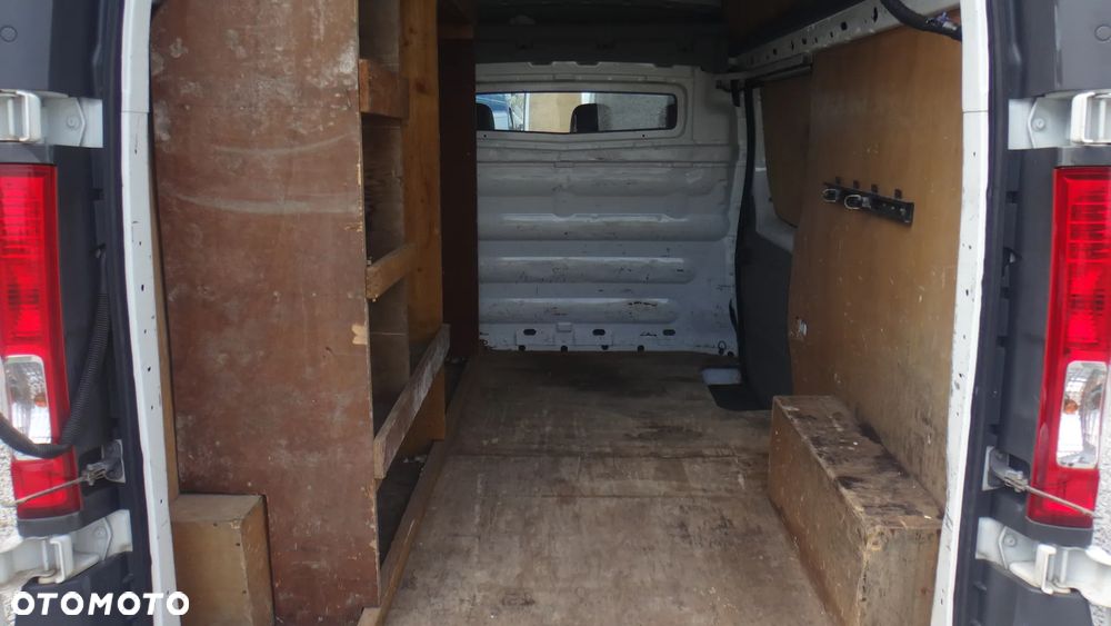 Renault Trafic - 9