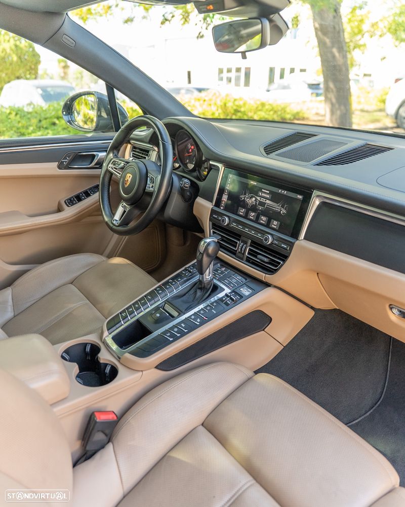 Porsche Macan - 42