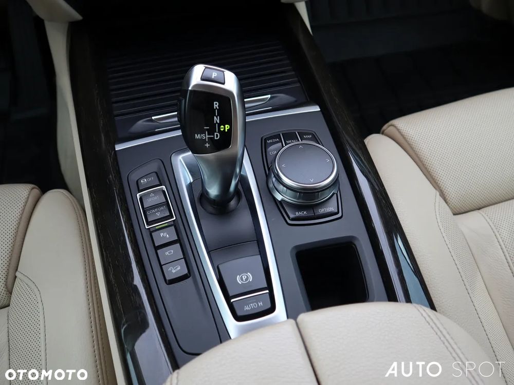 BMW X5 xDrive25d - 36