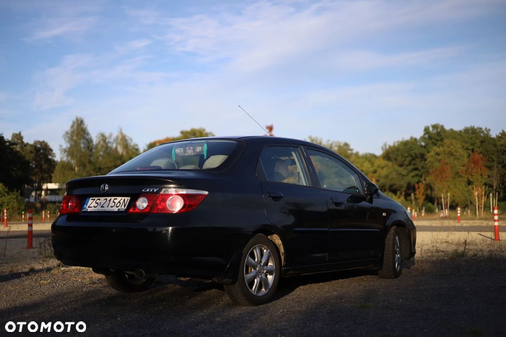 Honda City 2008 photo 4