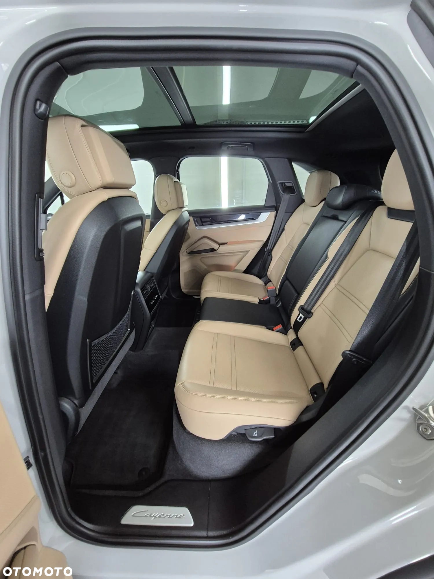 Porsche Cayenne - 10