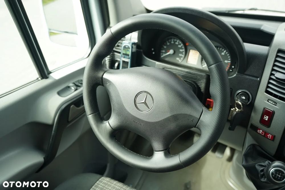 Mercedes-Benz / SPRINTER 516 / KLIMATYZACJA / SPROWADZONY / - 18