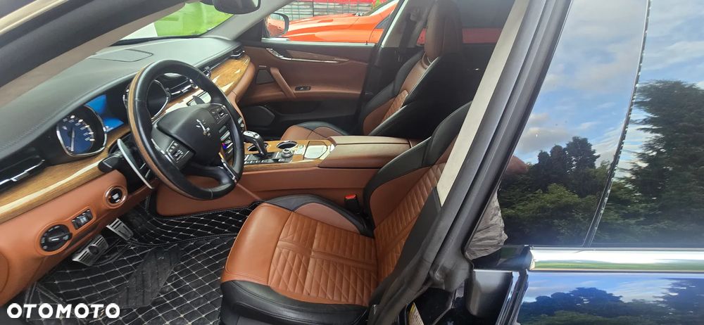 Maserati Quattroporte Q4 GranLusso - 19