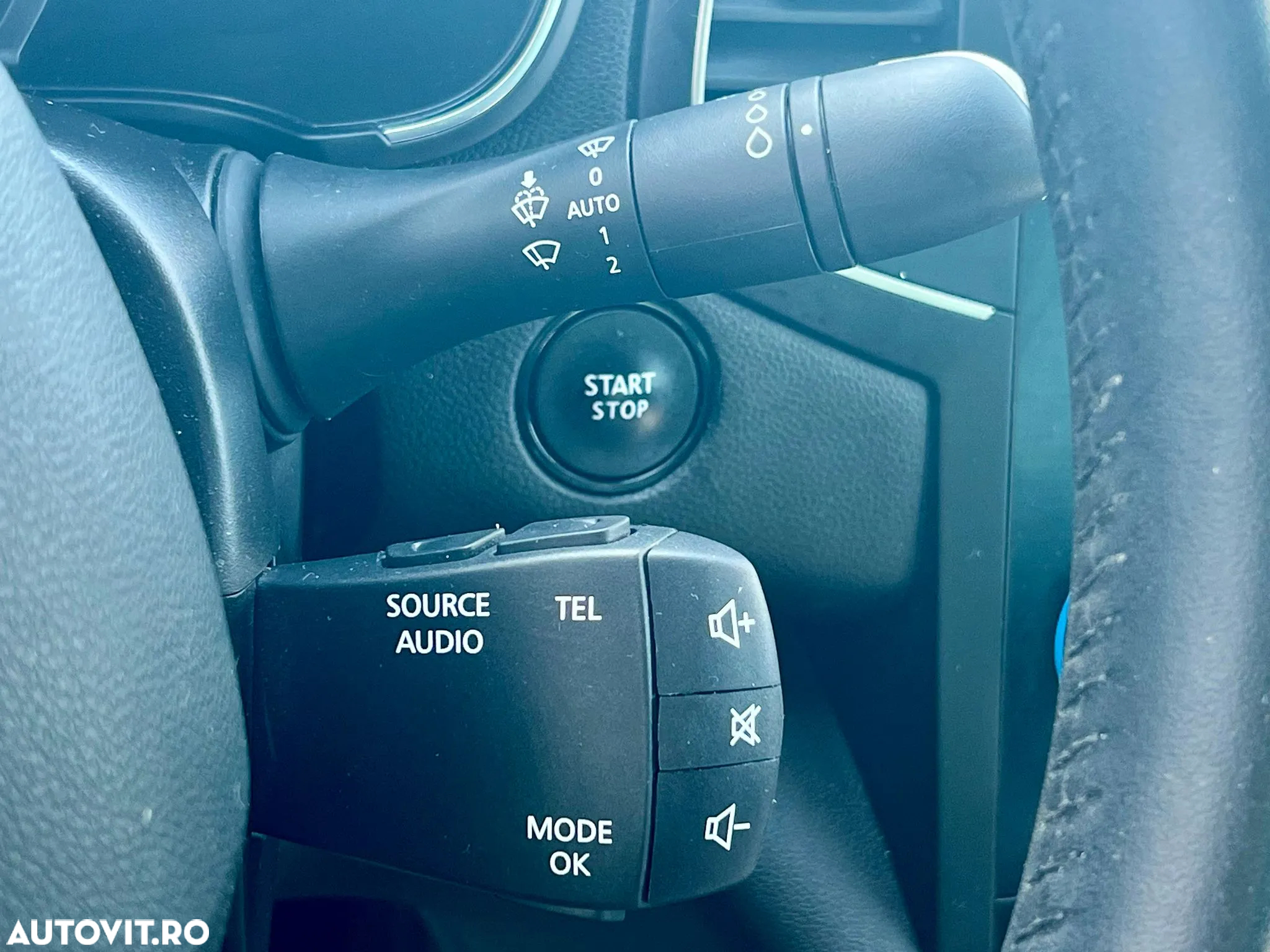 Renault Megane TCe Intens - 18