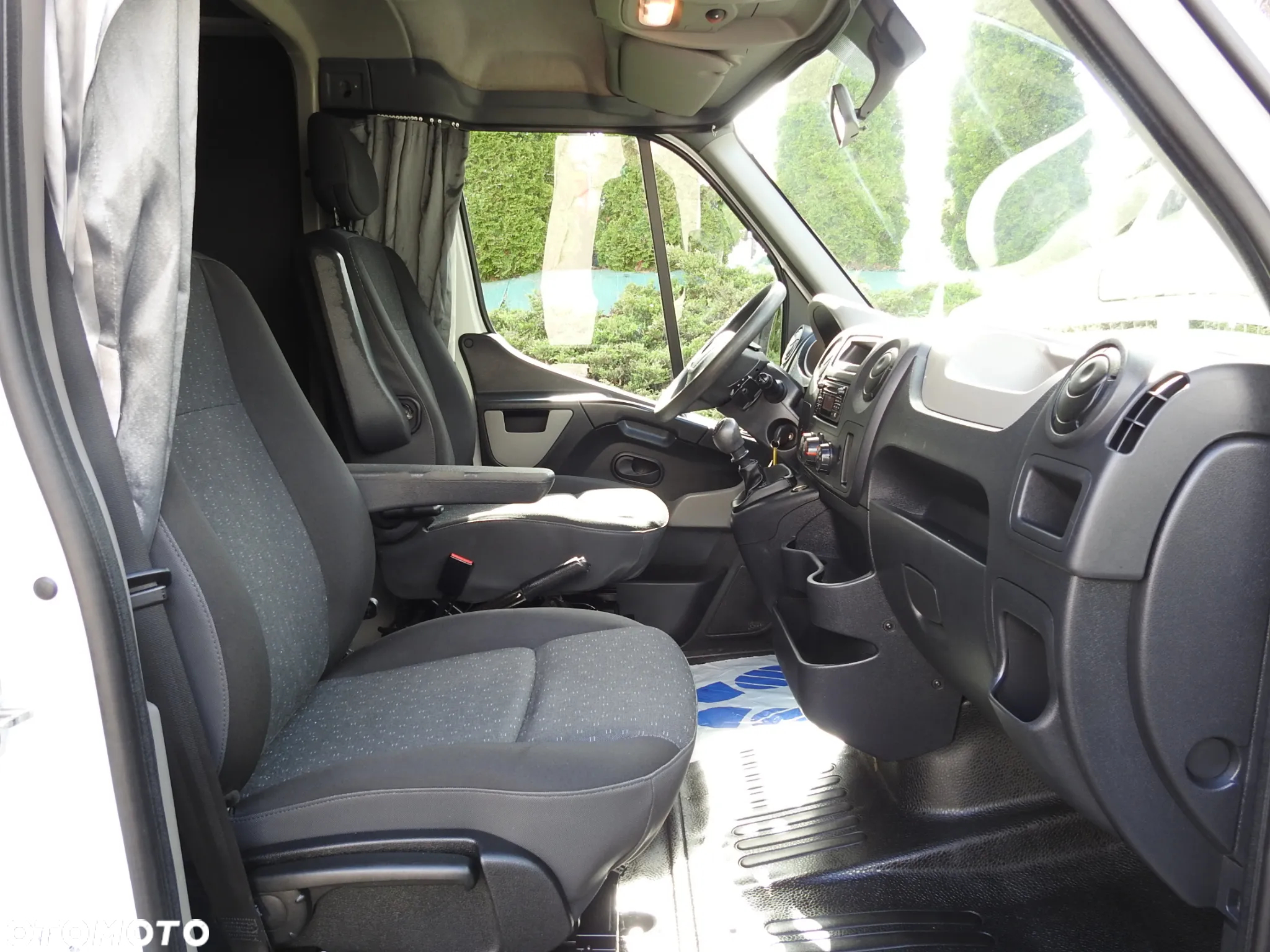 Opel MOVANO PLANDEKA 8 PALET WEBASTO TEMPOMAT KLIMATYZACJA PNEUMATYKA 170KM [ 127076 ] - 35