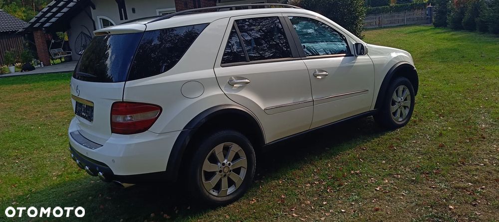 Mercedes-Benz ML 500 4-Matic - 6