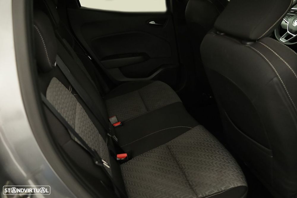 Renault Clio 1.0 TCe Evolution - 22