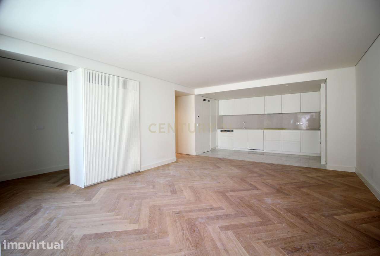 Luxuosa Suite em Alcântara, Lisboa - 79m² com Jardim - Grande imagem: 2/9