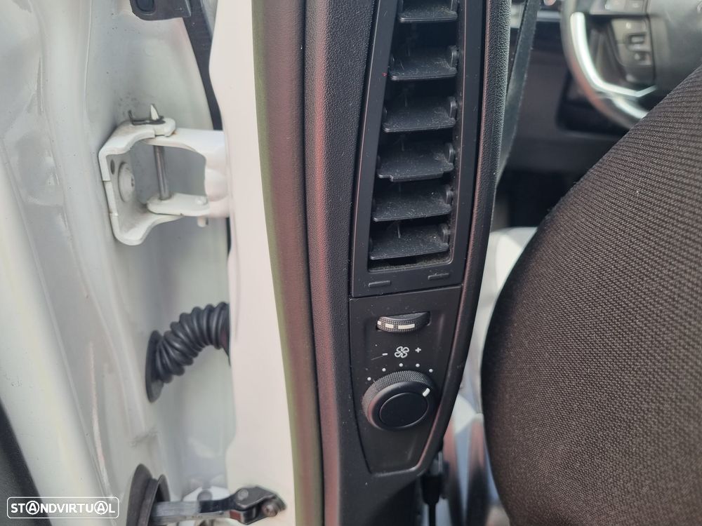 Citroën C4 Grand Picasso - 32